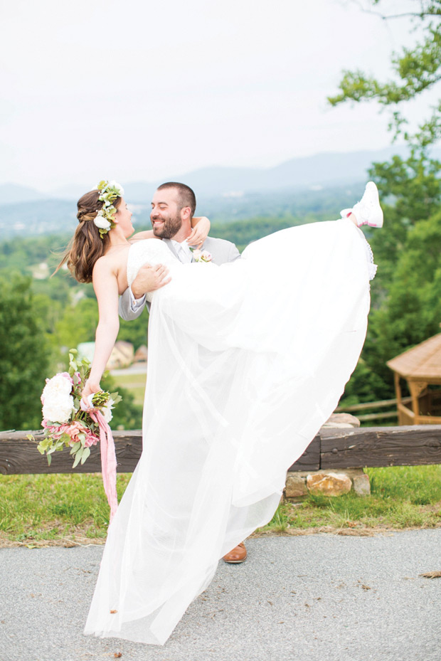 Pretty peach and lemon wedding by Hope Taylor Photography // onefabday.com