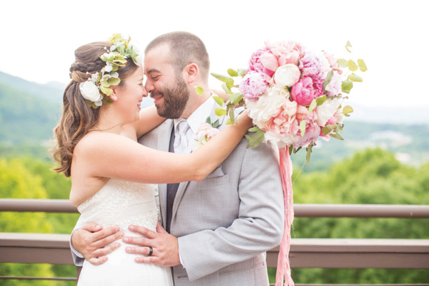 Pretty peach and lemon wedding by Hope Taylor Photography // onefabday.com