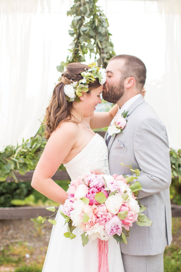 Pretty peach and lemon wedding by Hope Taylor Photography // onefabday.com