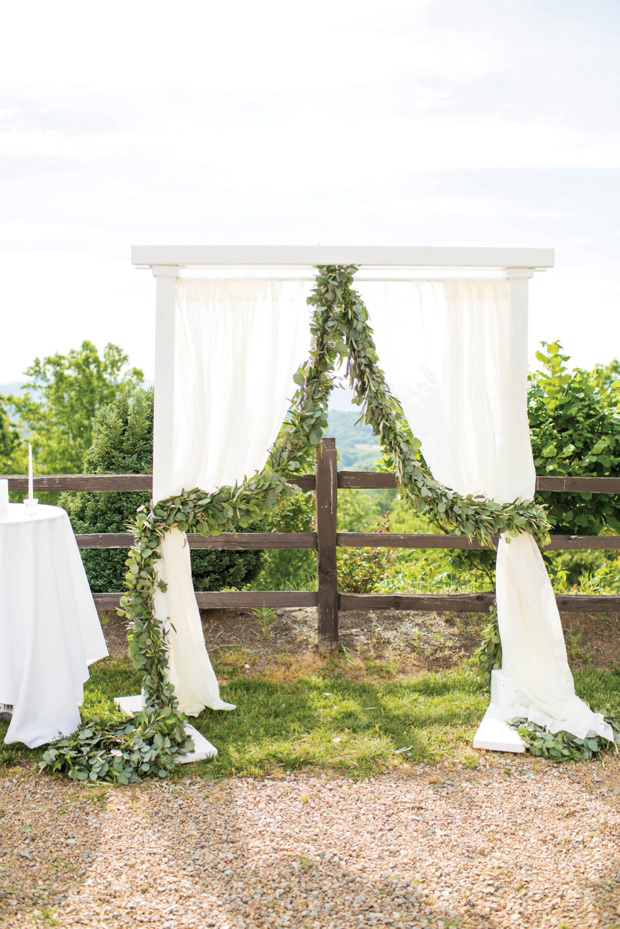 Pretty peach and lemon wedding by Hope Taylor Photography // onefabday.com