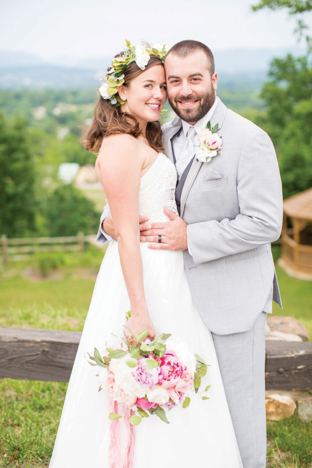 Pretty peach and lemon wedding by Hope Taylor Photography // onefabday.com