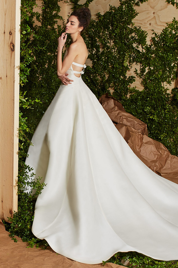 Amore wedding dress from the Carolina Herrera Bridal Spring 2017 Collection - Stunning wedding dress with strap back detail - see the rest of the collection on onefabday.com