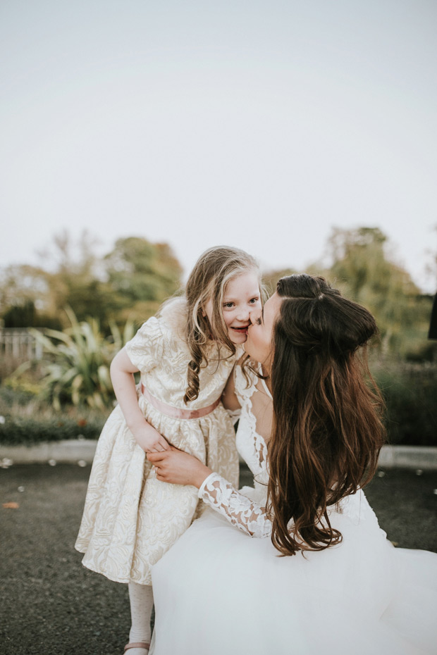 Beautiful Castle Bellingham wedding by Hannah McKernan Photography // onefabday.com