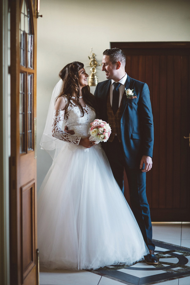 Beautiful Castle Bellingham wedding by Hannah McKernan Photography // onefabday.com