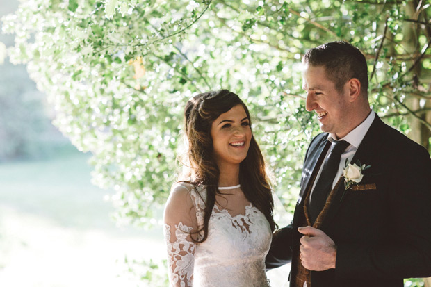 Beautiful Castle Bellingham wedding by Hannah McKernan Photography // onefabday.com