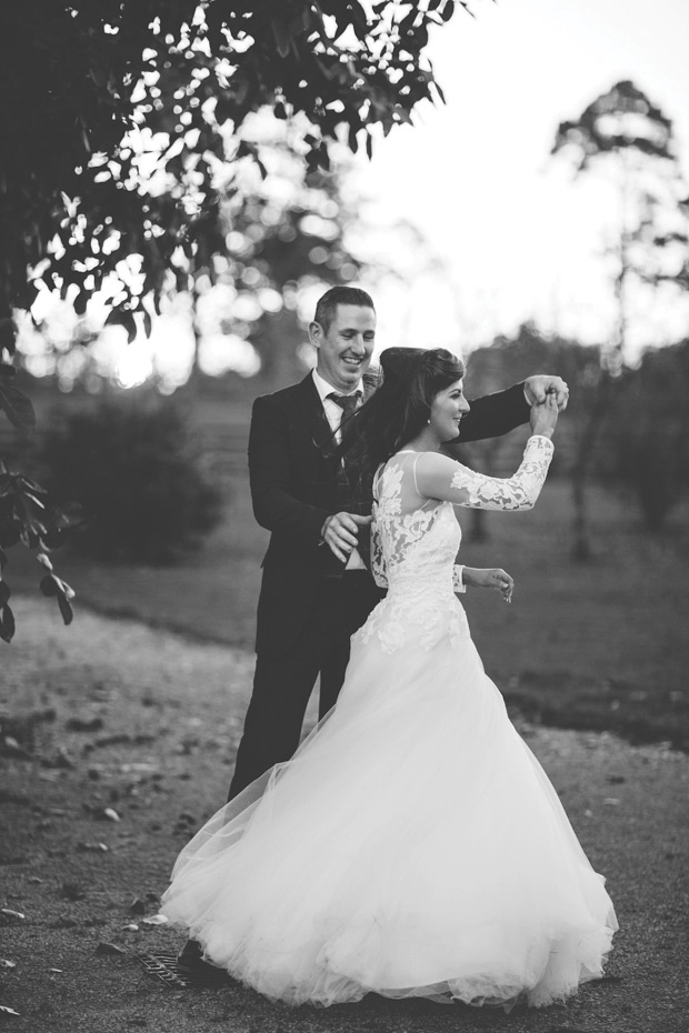 Beautiful Castle Bellingham wedding by Hannah McKernan Photography // onefabday.com