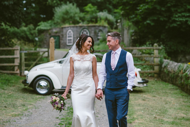 Pretty purple wedding at The Orange Tree by Francis Meaney Photography // onefabday.com