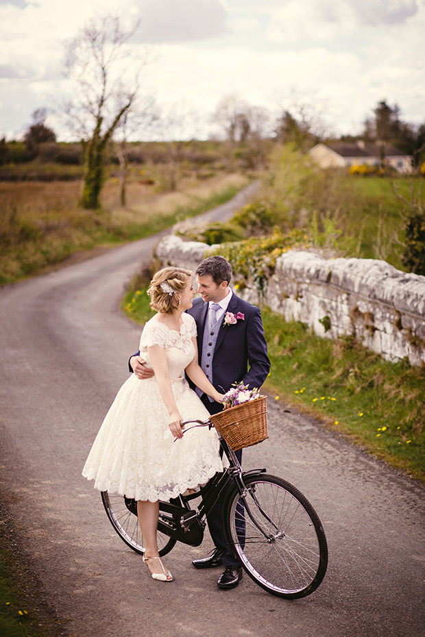 pretty vintage wedding in Ireland // onefabday.com