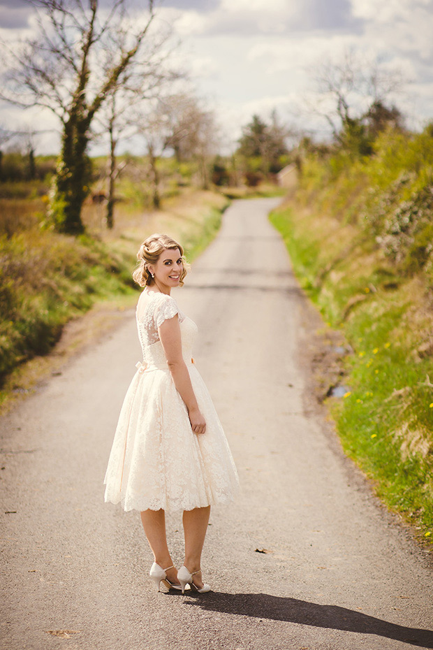 pretty vintage wedding in Ireland // onefabday.com