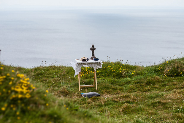 Stunning Irish Cliffs of Moher and Hotel Doolin wedding by MrsRedhead Photography // onefabday.com