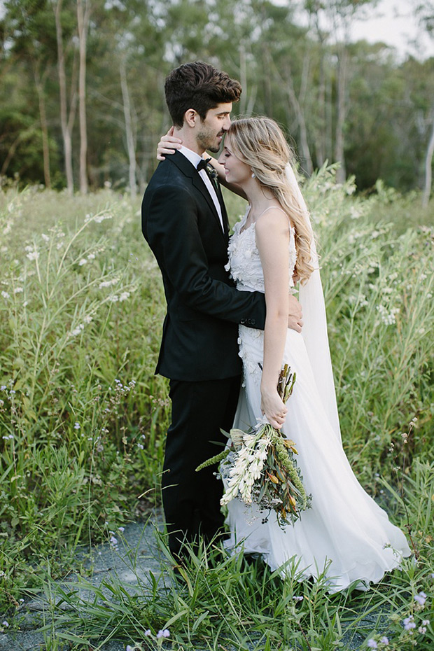 Beautiful boho picnic wedding by Heart and Colour // onefabday.com