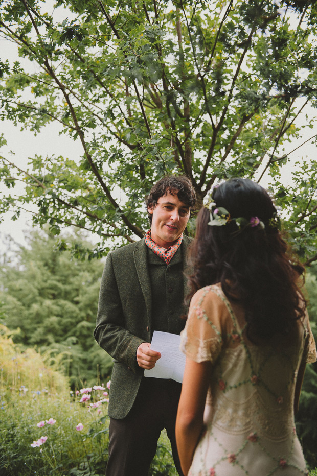 Beautiful vintage Ginninderry Homestead real wedding // onefabday.com