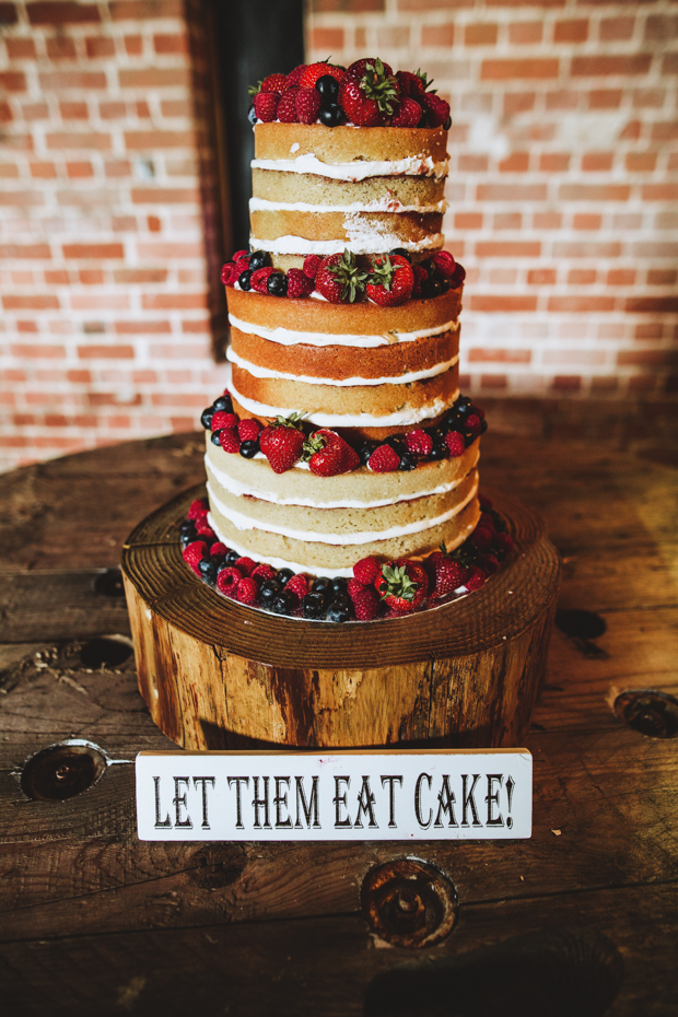 Whimsical Ipsden Farm Barn wedding by Frankee Victoria // onefabday.com