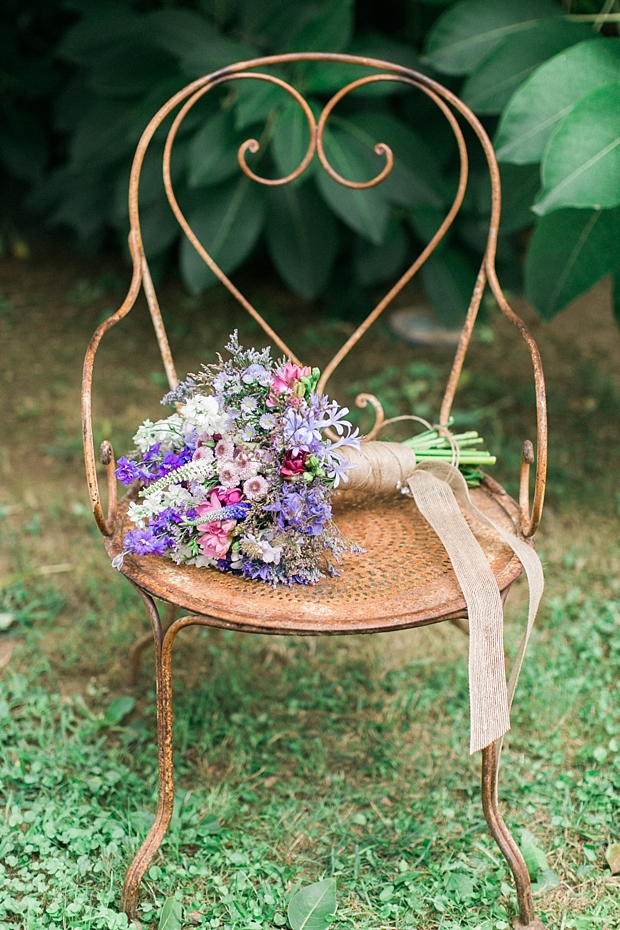 Beautiful Outdoor Wedding in Barcelona by En Route Photography // onefabday.com