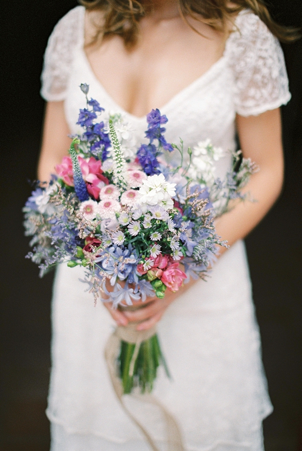 Beautiful Outdoor Wedding in Barcelona by En Route Photography // onefabday.com