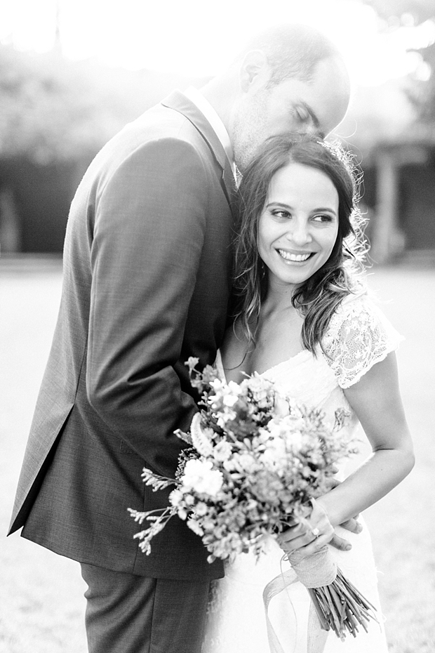 Beautiful Outdoor Wedding in Barcelona by En Route Photography // onefabday.com