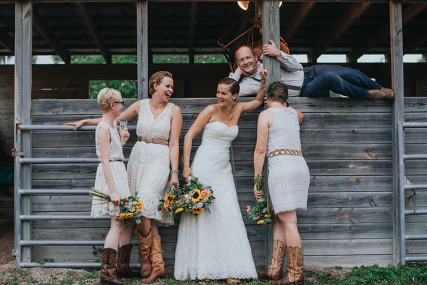 Beautiful Boho-Barn Wedding by Regina The Photographer / onefabday.com