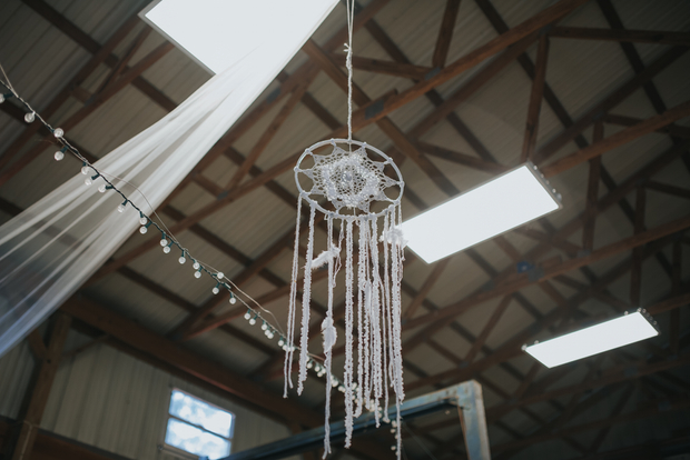 Beautiful Boho-Barn Wedding by Regina The Photographer / onefabday.com