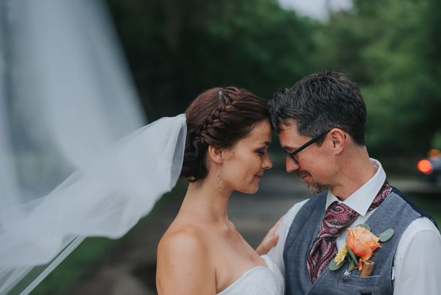 Beautiful Boho-Barn Wedding by Regina The Photographer / onefabday.com