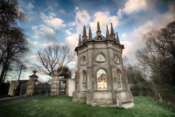 Irelands Most Romantic Cottages // See them all on onefabday.com