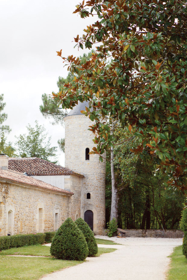 Pretty pink wedding at Chateau de la Ligne // onefabday.com