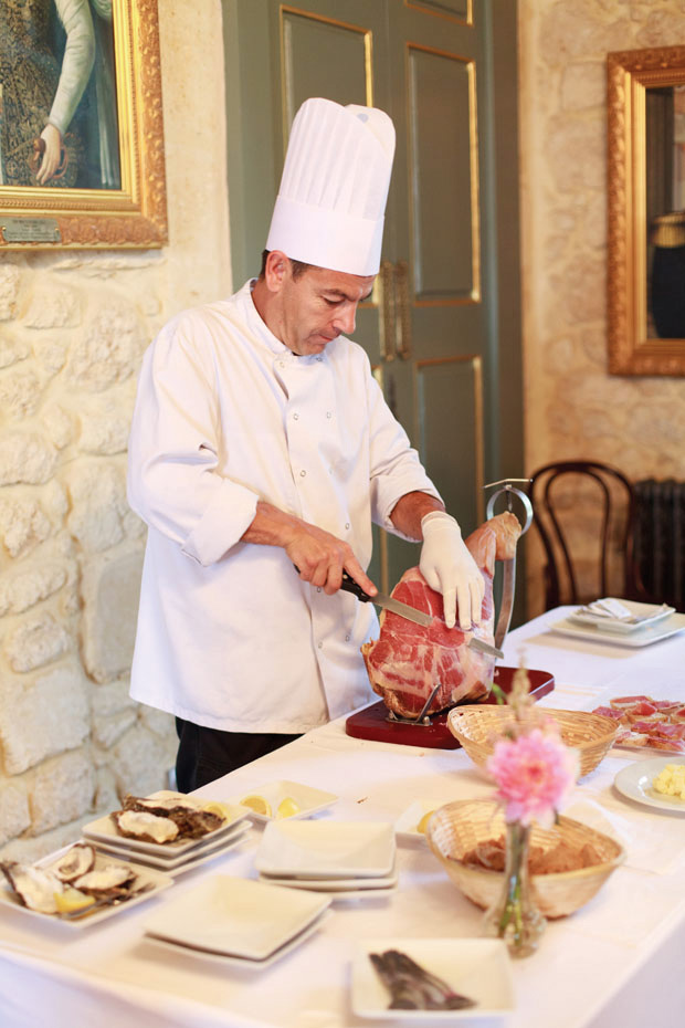 Pretty pink wedding at Chateau de la Ligne // onefabday.com