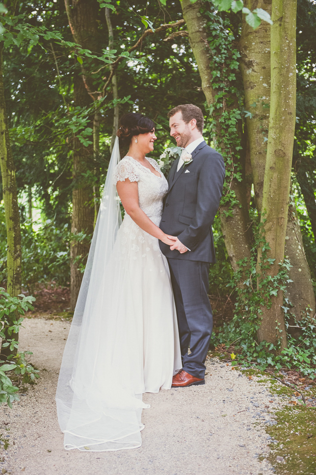 Vintage Inspired Cliff at Lyons real wedding by Kevin Morris Photography // onefabday.com