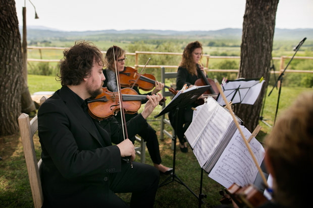 Beautiful Outdoor Wedding by David Bastianoni // onefabday.com