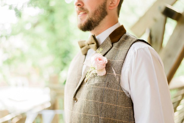 Pretty English Country Wedding by Victoria JK Lamburn Photography // onefabday.com