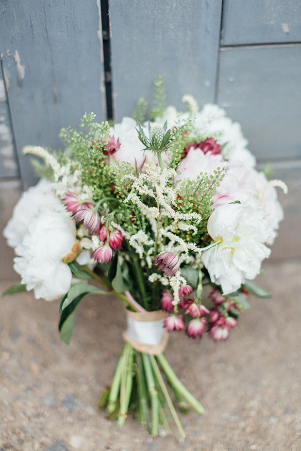 Beautiful summer wedding by Peter Carvill photography (77)