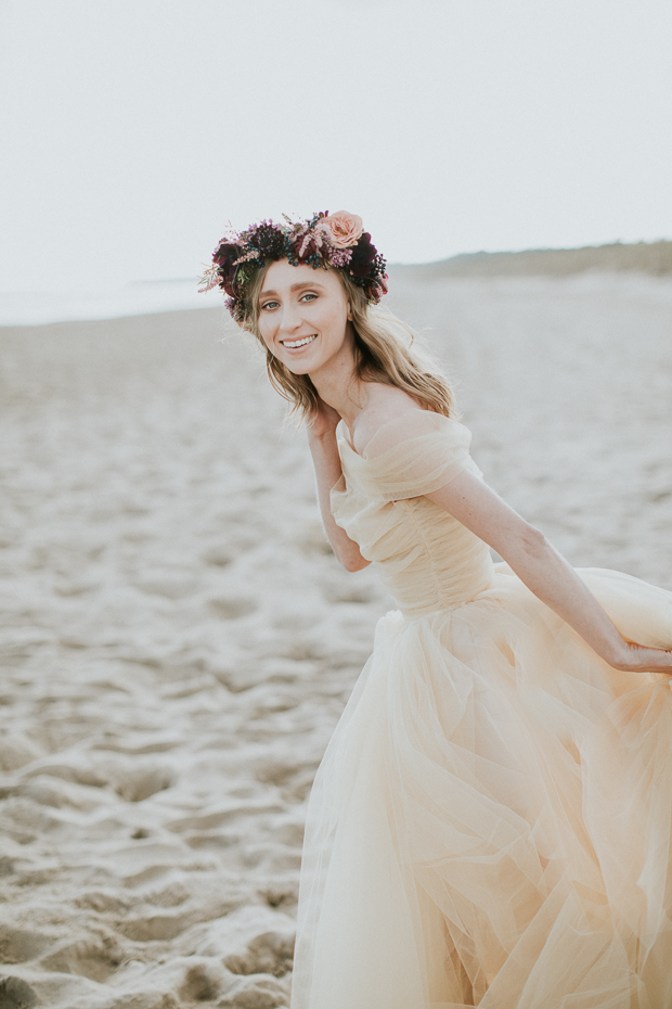 Beautiful floral wedding inspiration in the Irish countryside | see this beautiful shoot in full on onefabday.com