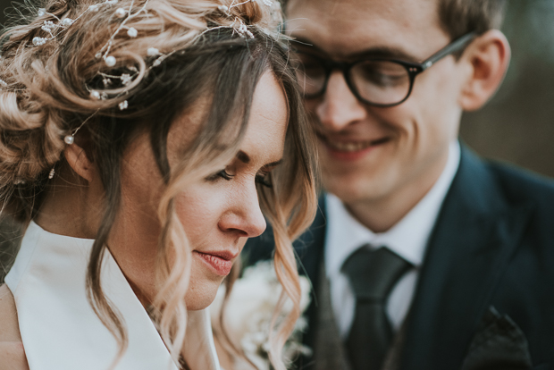 Winter Virginia Park Lodge Wedding by Louise Scott Photography // onefabday.com