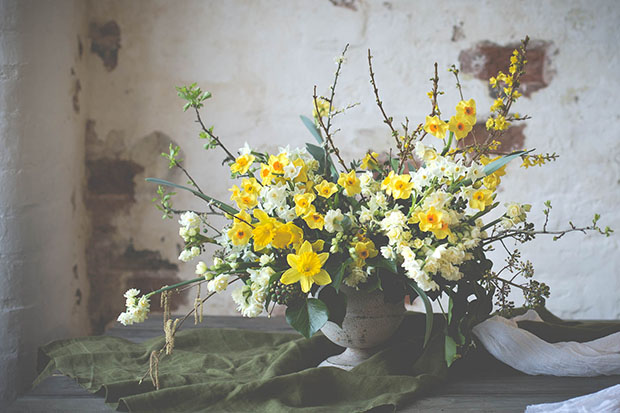 22 Gorgeous Oversized Floral Centrepieces // see them all on onefabday.com