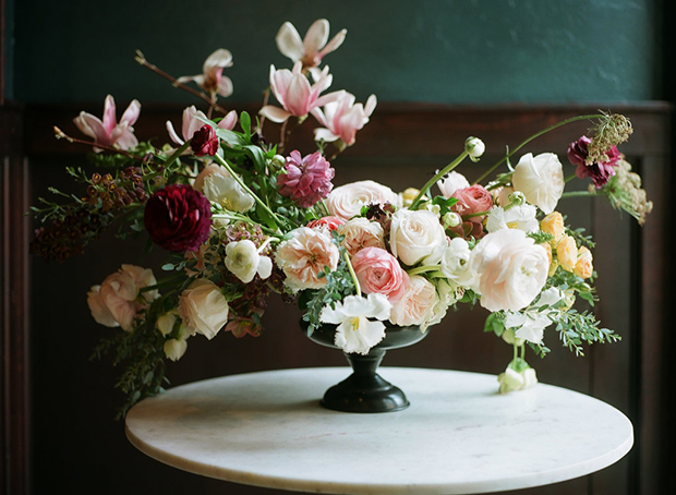 22 Gorgeous Oversized Floral Centrepieces // see them all on onefabday.com