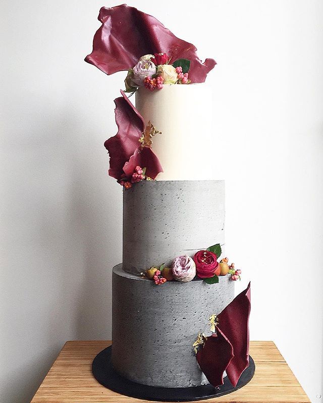 15 Chic Concrete Wedding Cakes // see them all on onefabday.com