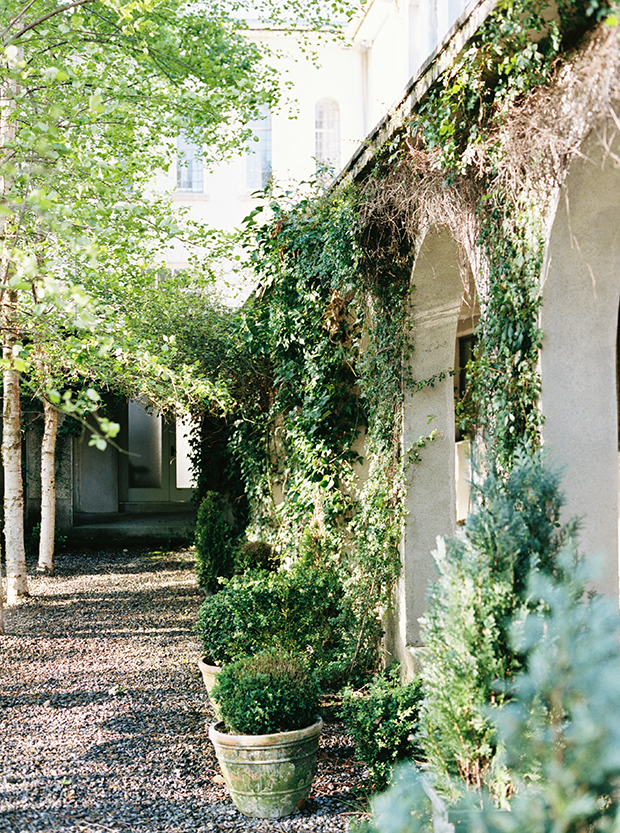 Beautiful destination wedding at Gloster House | onefabday.com