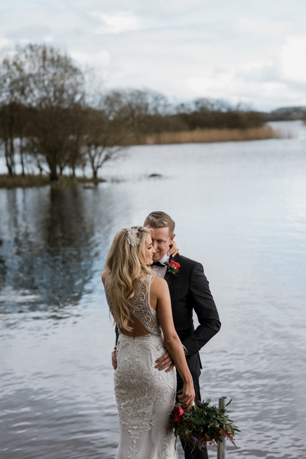 Virginia Park Lodge Wedding by Elaine Barker Photography | onefabday.com