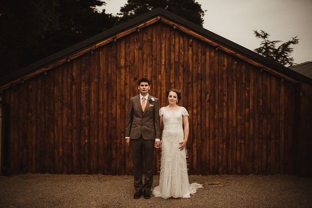 Rustic Segrave Barns wedding by Tomasz Kornas | onefabday.com