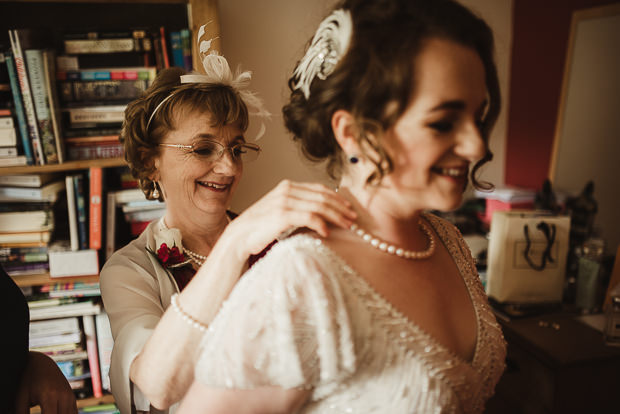 Rustic Segrave Barns wedding by Tomasz Kornas | onefabday.com