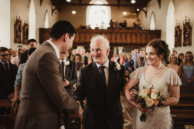 Rustic Segrave Barns wedding by Tomasz Kornas | onefabday.com