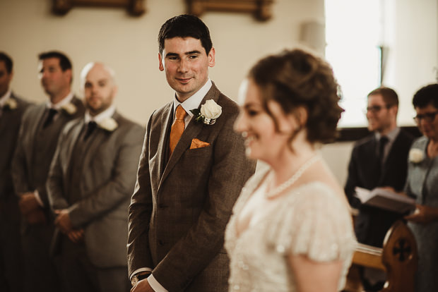 Rustic Segrave Barns wedding by Tomasz Kornas | onefabday.com