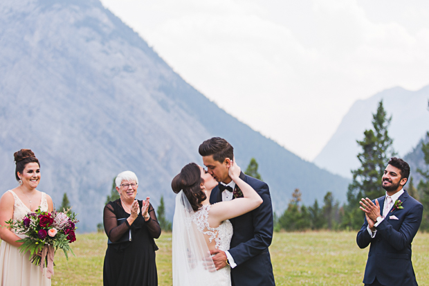 Tunnel Mountain Reservoir Wedding by Jill Coursen Photography | wwwonefabday.com