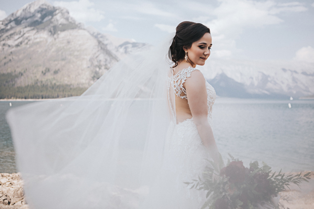 Tunnel Mountain Reservoir Wedding by Jill Coursen Photography | wwwonefabday.com