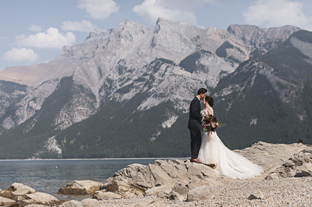 Tunnel Mountain Reservoir Wedding by Jill Coursen Photography | wwwonefabday-com.go-vip.net