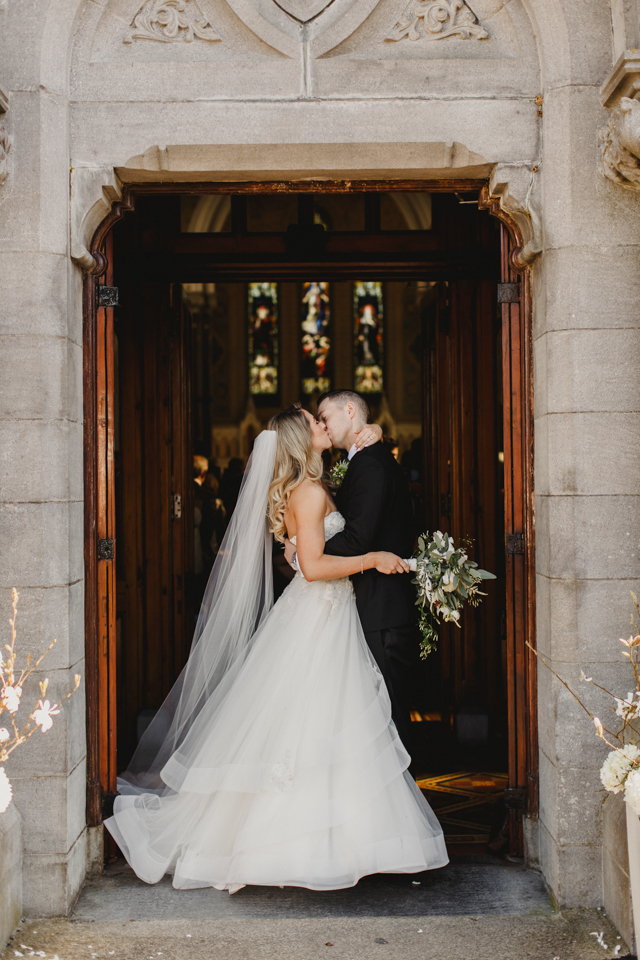 Beautiful Virginia Park Lodge wedding by Michelle Prunty | onefabday.com