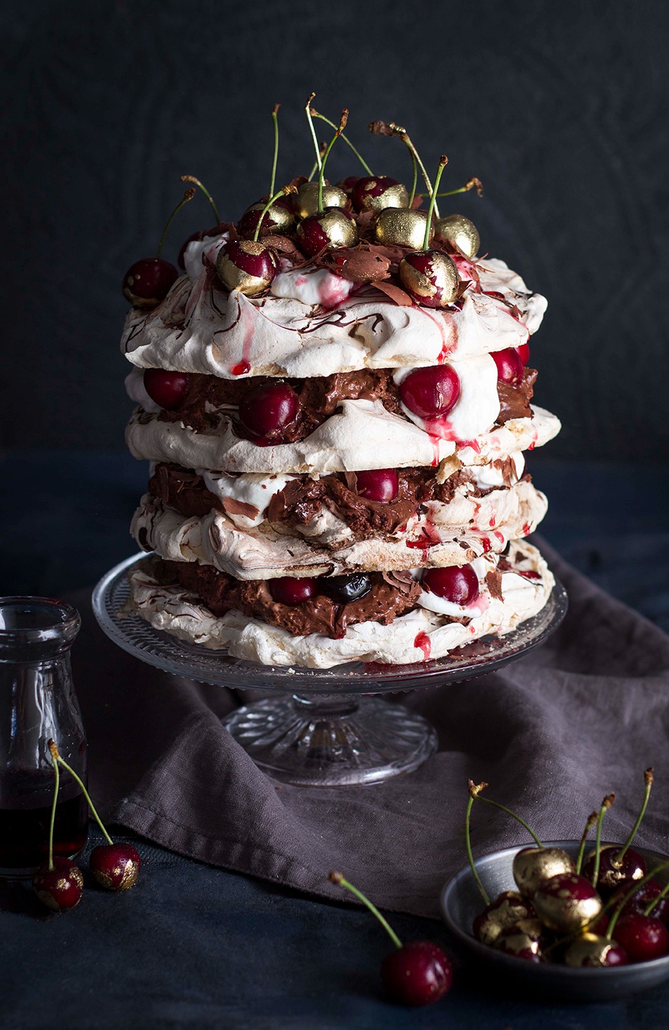 pavlova wedding cakes