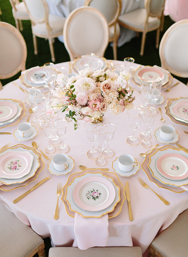 Glam wedding tablescapes | onefabday.com