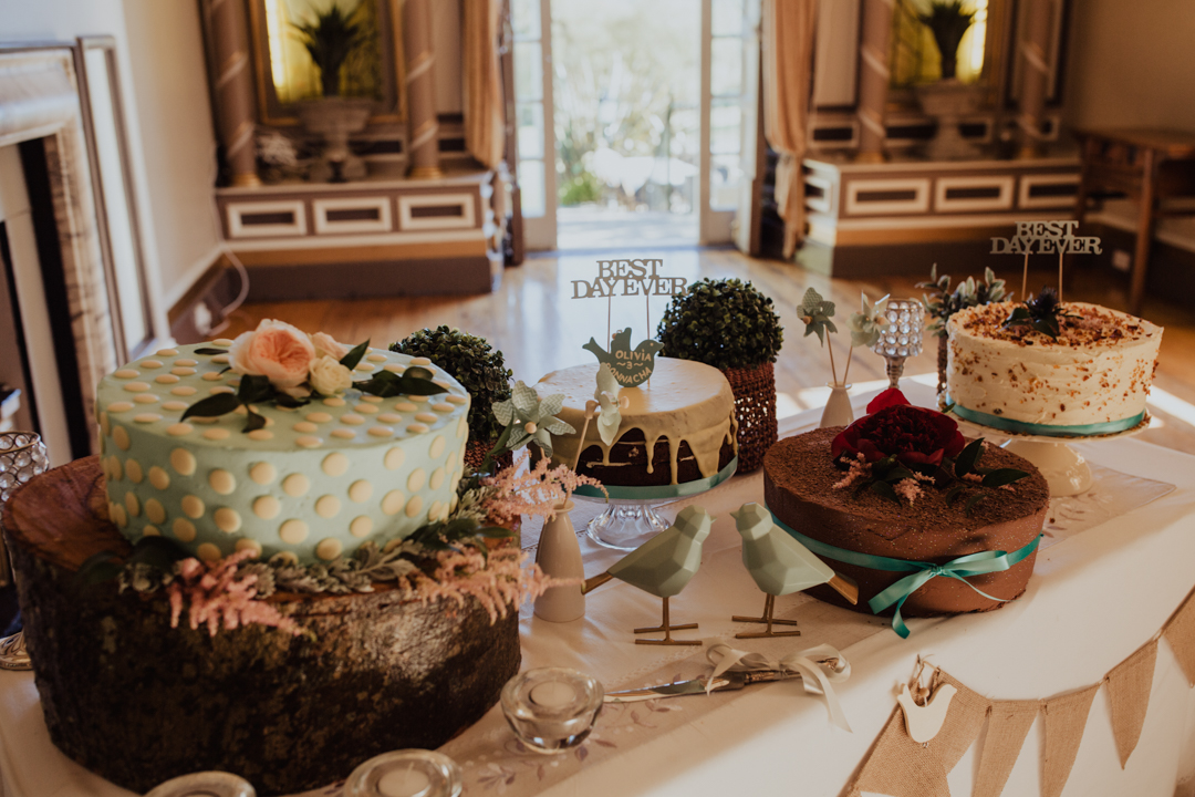 vintage inspired cake table