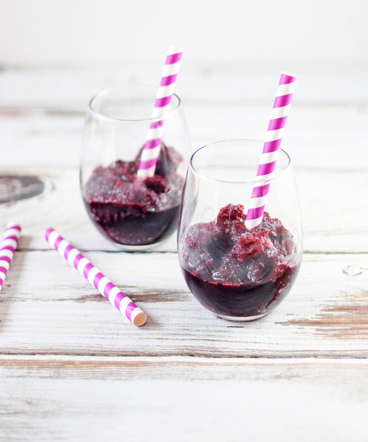 frozen drinks and frozen cocktails for weddings mimosa cubes blackberry merlot slushies