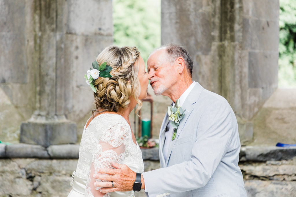 Romantic Irish elopement in Co. Clare, Irish castle elopement